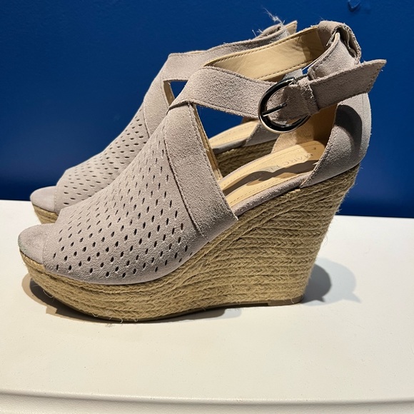 Marc Fisher Ankle Wedges - Picture 2 of 6